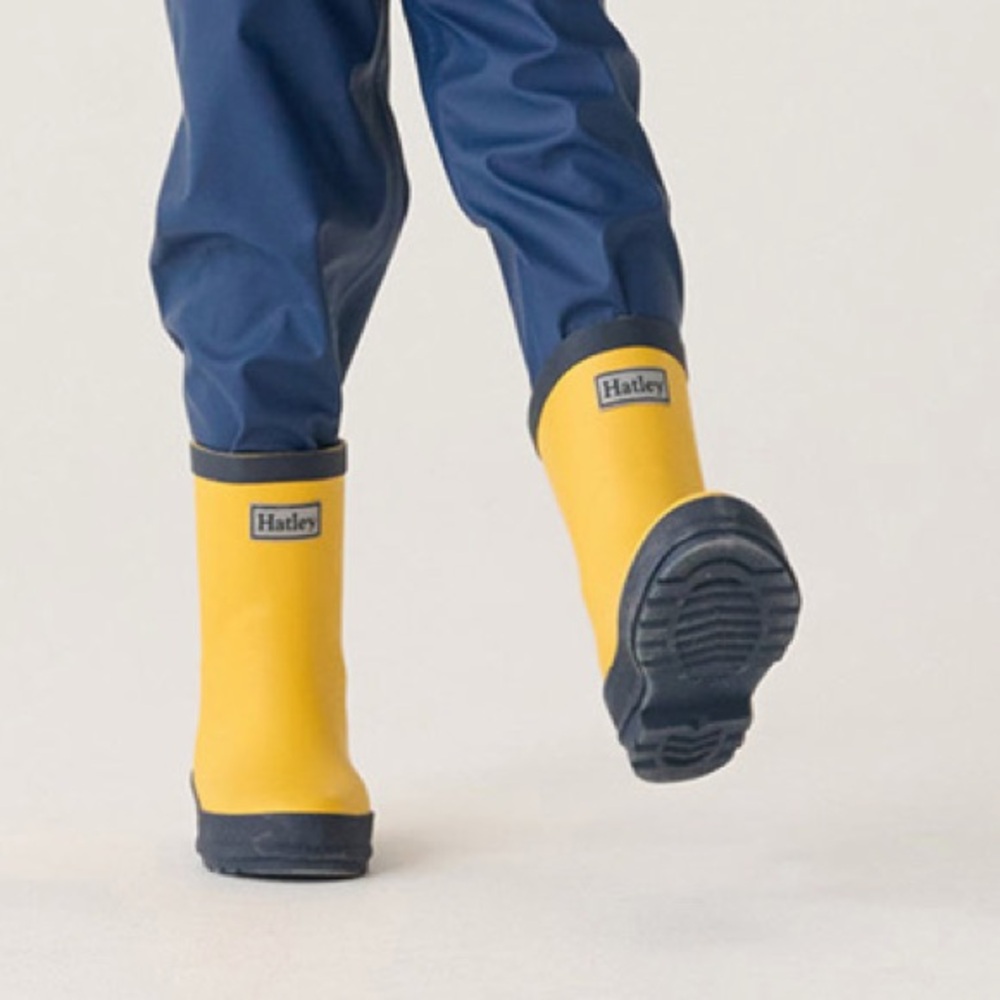 Kids rain boots